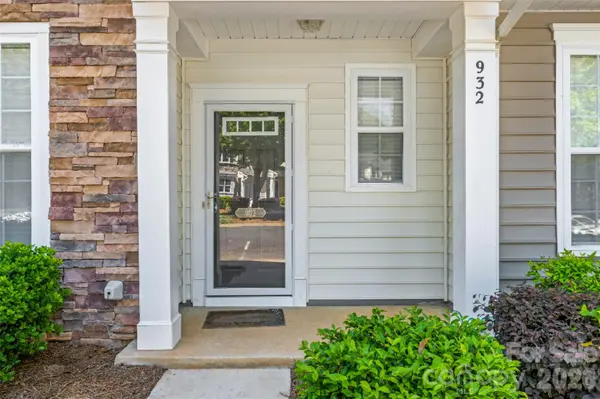 932 Coffee Tree LN, Rock Hill, SC 29732