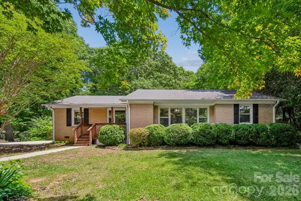 107 Fox Run DR, Fort Mill, SC 29715