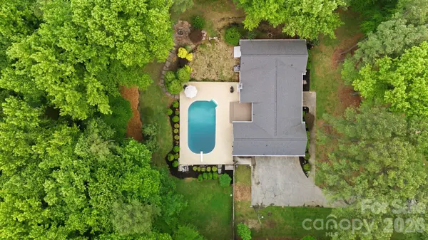 20200 Floral LN, Cornelius, NC 28031