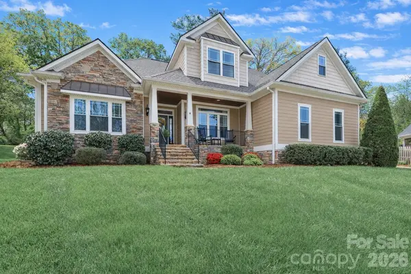 909 Argyle CT, Statesville, NC 28677