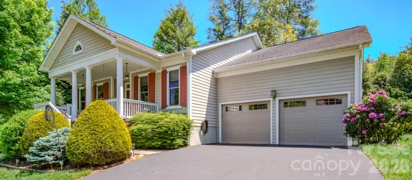 7 Magic Sam CT,  Biltmore Lake,  NC 28715