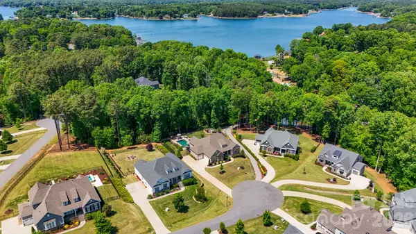 115 Hillside Cove CT, Mooresville, NC 28117