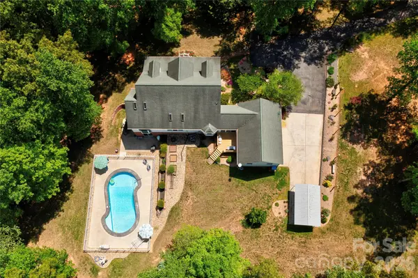 3721 Harris Creek RD, Lawndale, NC 28090