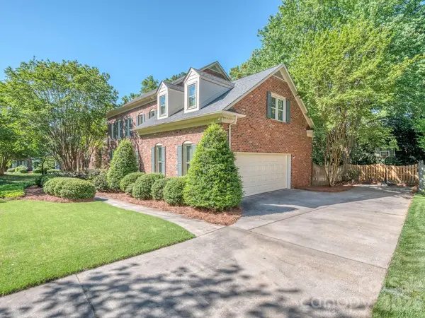 6720 Cristina CT, Charlotte, NC 28270