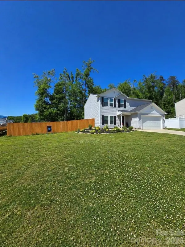 1511 Oriole DR, Asheboro, NC 27203