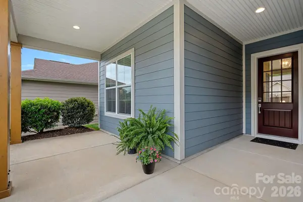 7130 Hanging Rock CT, Denver, NC 28037