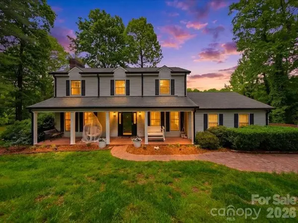 6 Woodland CIR, Granite Falls, NC 28630