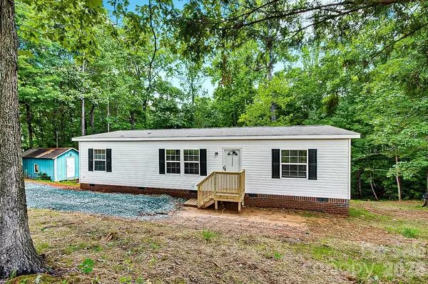 2140 Poole Town RD, Asheboro, NC 27205