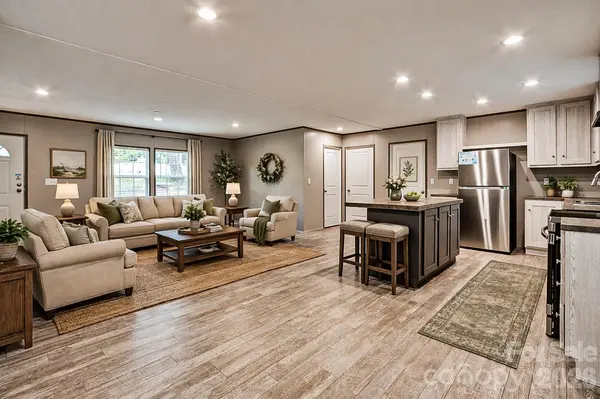 2140 Poole Town RD, Asheboro, NC 27205