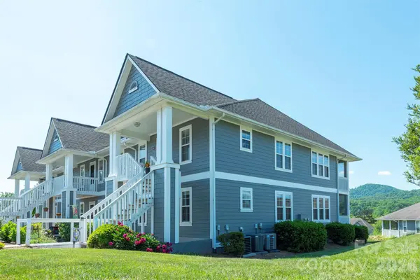 4805 Breakers LN, Asheville, NC 28806