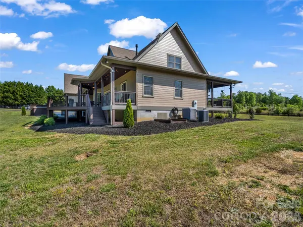 121 Emerald Pkwy, Rutherfordton, NC 28139