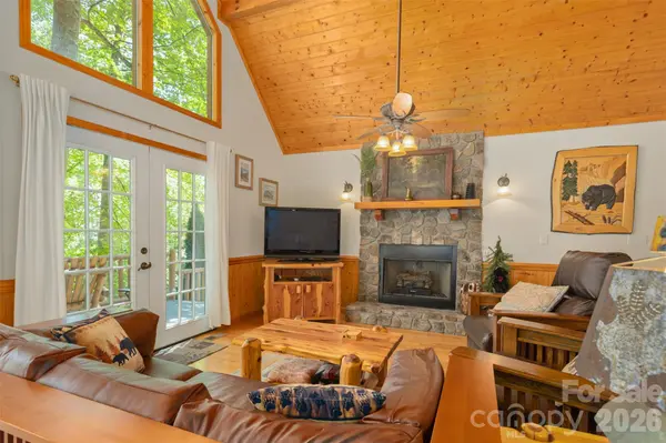 1095 Big Rockys RD, Bryson City, NC 28713