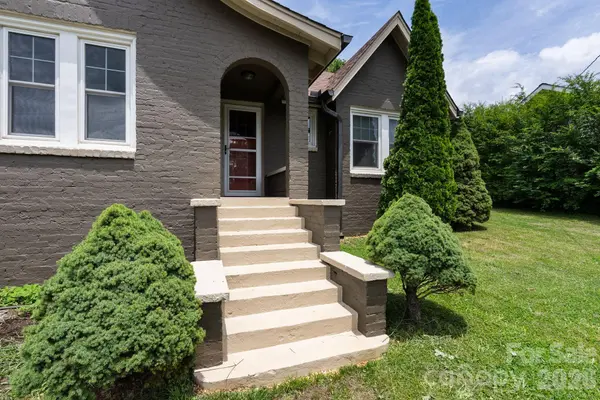 385 Pisgah DR, Canton, NC 28716