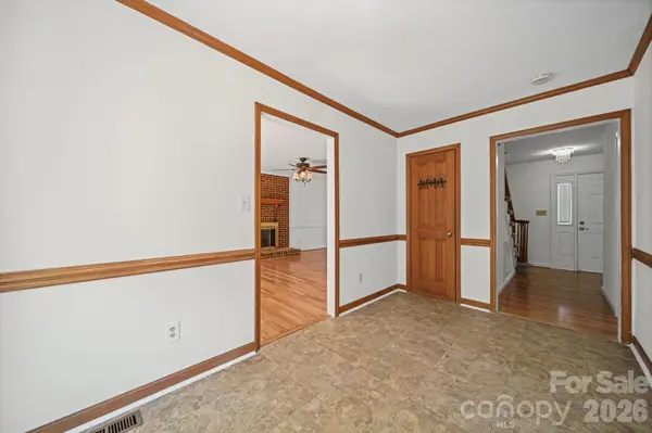6520 Dougherty DR, Charlotte, NC 28213