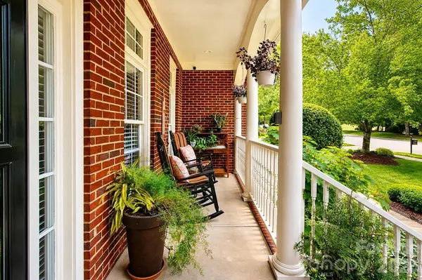8716 Devonshire DR, Huntersville, NC 28078