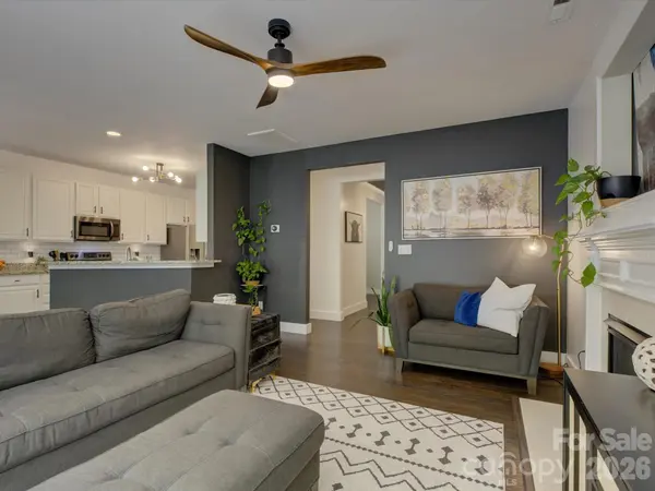 9828 Caldwell Depot RD, Cornelius, NC 28031