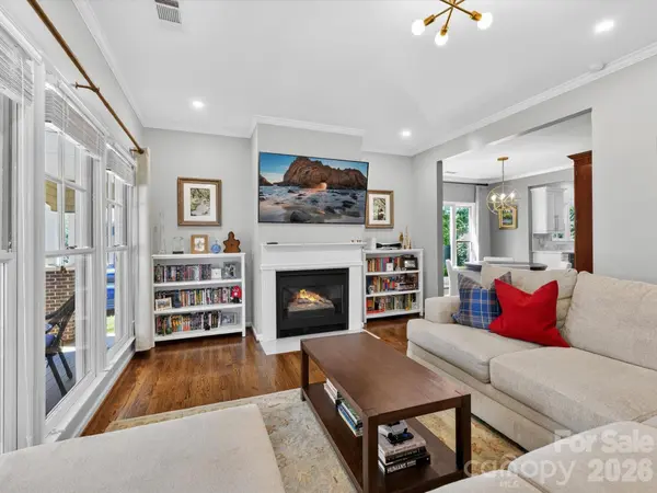 2204 Winthrop AVE, Charlotte, NC 28203