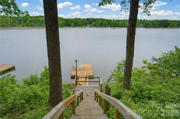 398 Lake Landing DR, Salisbury, NC 28146