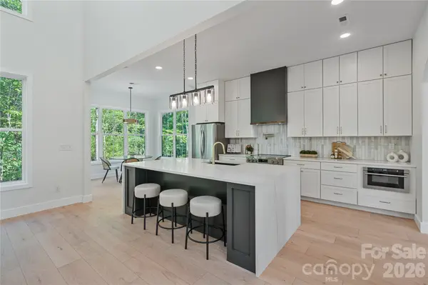 460 Riddle Mill RD, Clover, SC 29710