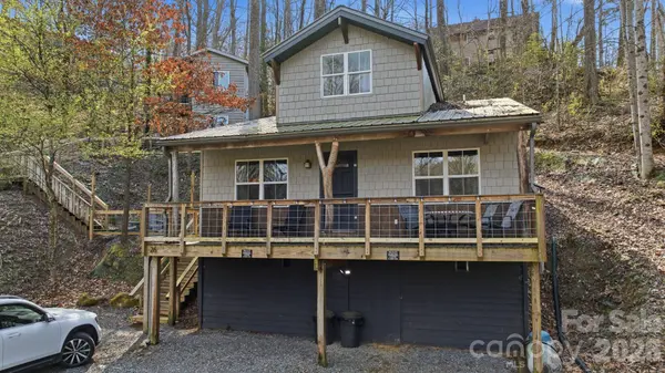 26/30 Yodelers HOLW, Bryson City, NC 28713