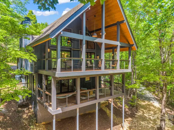 331 Quail Ridge RD, Lake Lure, NC 28746
