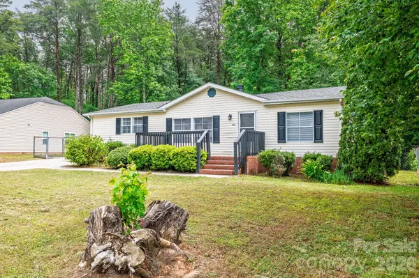 1232 Salvadore CT, Gastonia, NC 28052