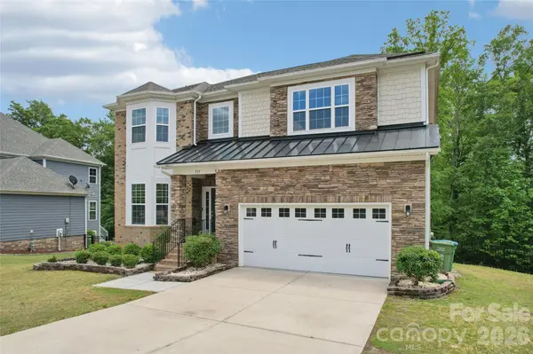 717 Laurel Oaks CT, Fort Mill, SC 29715