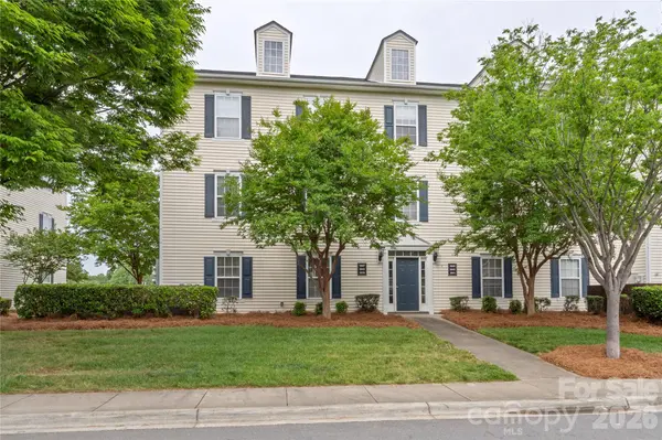 3839 Carl Parmer DR, Harrisburg, NC 28075