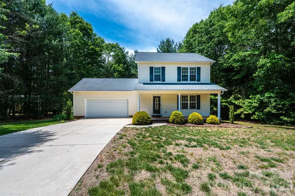 5319 Eider LN, Granite Falls, NC 28630