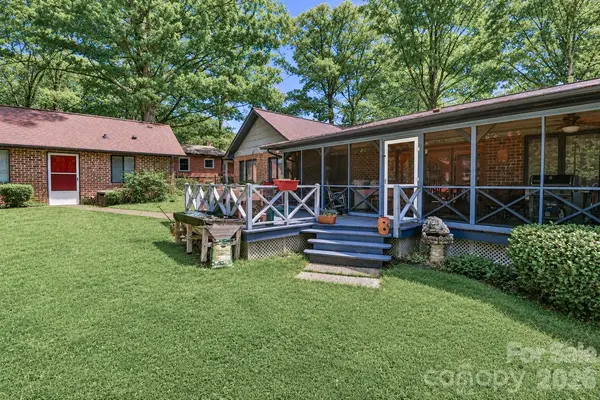 156 Monte Vista RD, Statesville, NC 28625