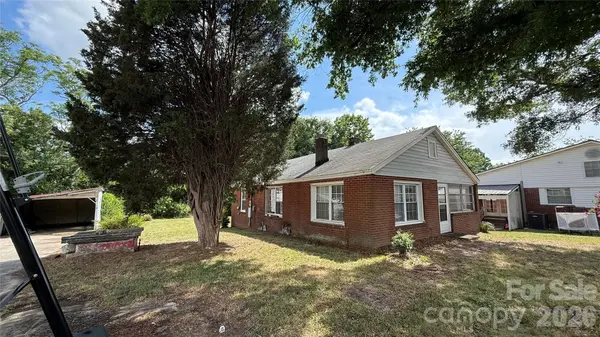 1717 Shelby RD, Kings Mountain, NC 28086