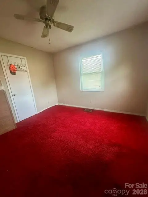 912 Old Hickory Grove RD, Mount Holly, NC 28120