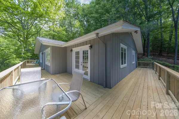1360 Glen Cannon DR, Pisgah Forest, NC 28768