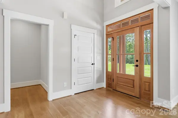 7566 Whisper Hollow LN, Lewisville, NC 27023