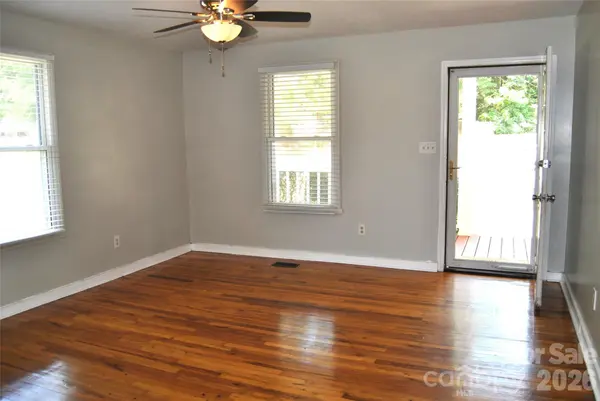 2510 Boundary ST, Belmont, NC 28012