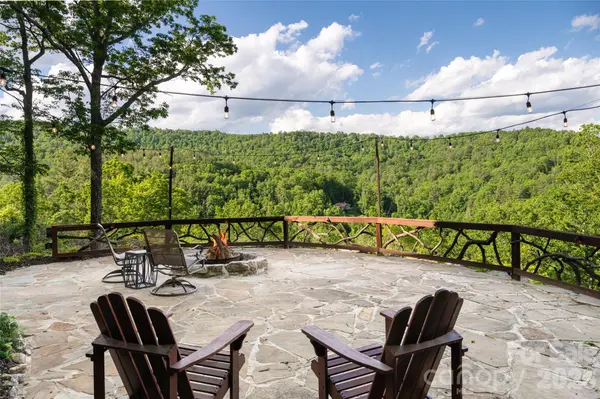 162 Merrills Chase RD, Asheville, NC 28803