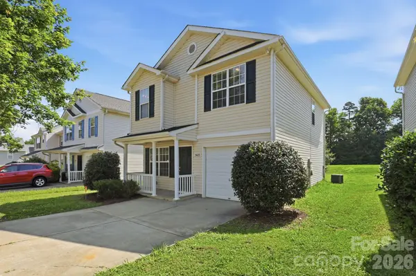 5623 Henderson Oaks DR, Charlotte, NC 28269