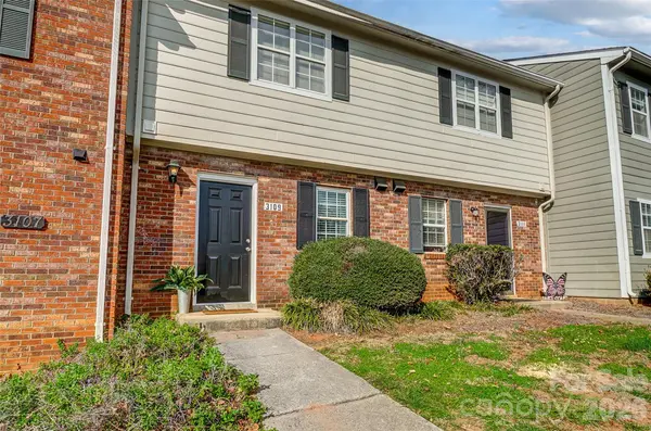 3109 Heathstead PL, Charlotte, NC 28210