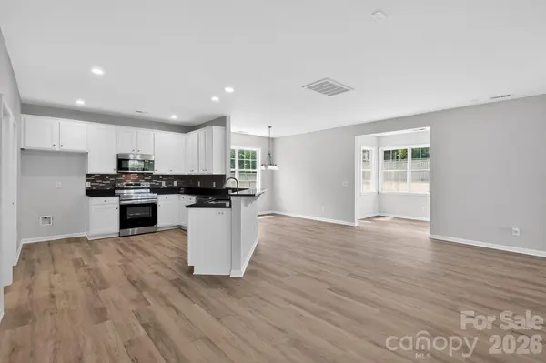 8915 Merrie Rose AVE, Charlotte, NC 28213