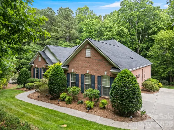 101 Woodwinds DR,  Mount Holly,  NC 28120