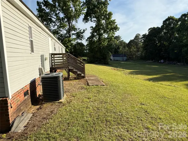 9385 US Highway 52 HWY N, Wadesboro, NC 28170