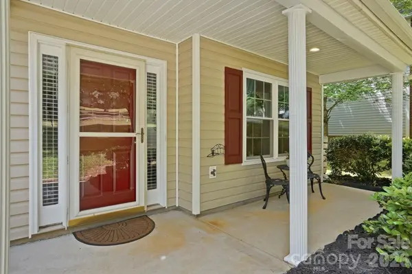 1264 Winding Path RD, Clover, SC 29710