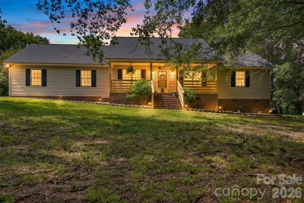1739 Westbrook RD, Edgemoor, SC 29712