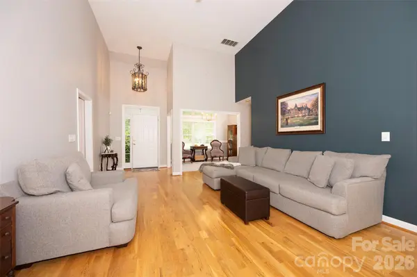 144 High Meadows RD, Advance, NC 27006