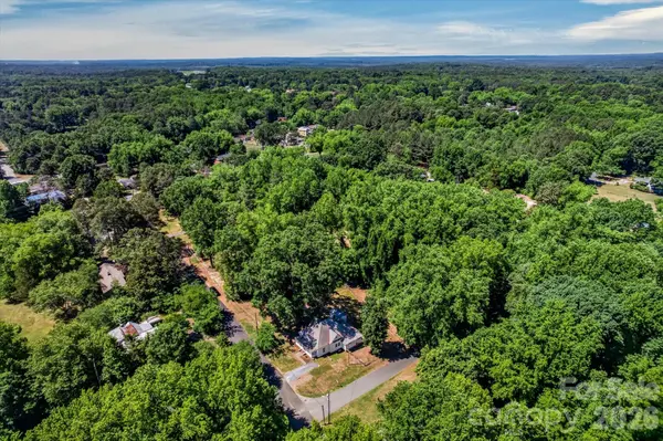 241 Dover ST, Star, NC 27356
