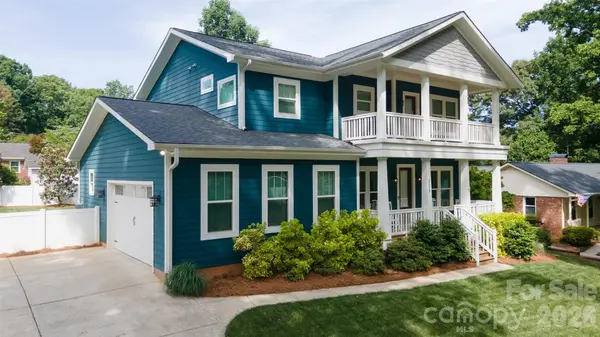 205 Sherwood DR, Huntersville, NC 28078