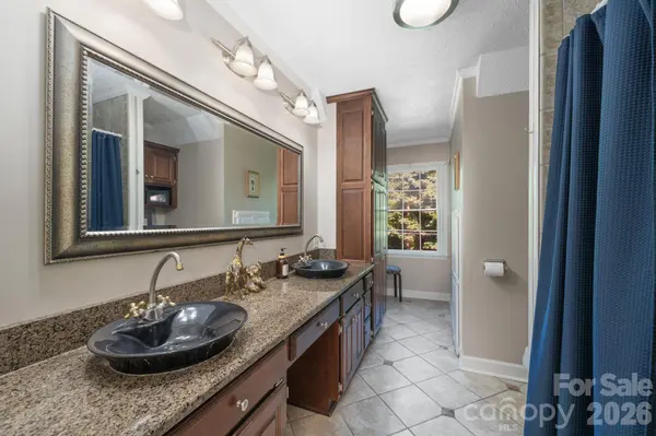 3500 Sunningdale LN #221, Statesville, NC 28625