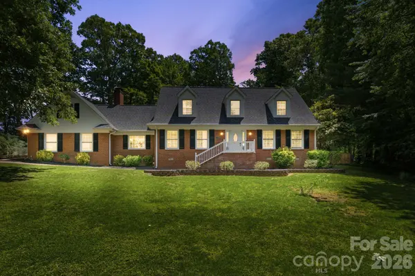 3500 Sunningdale LN #221, Statesville, NC 28625