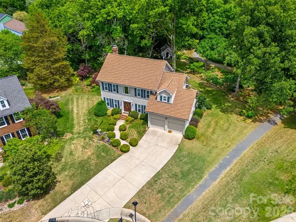 14002 Harlequin DR, Charlotte, NC 28273