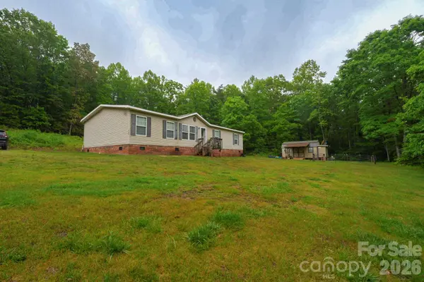 366 W Rocky LN, Dobson, NC 27017